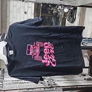 Gildan woman's cotton tshirt